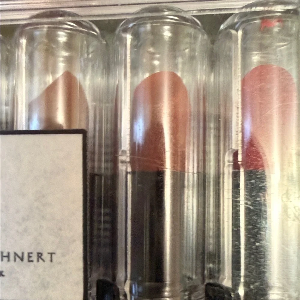 Matte Luxury Lipstick Set in Classic Red